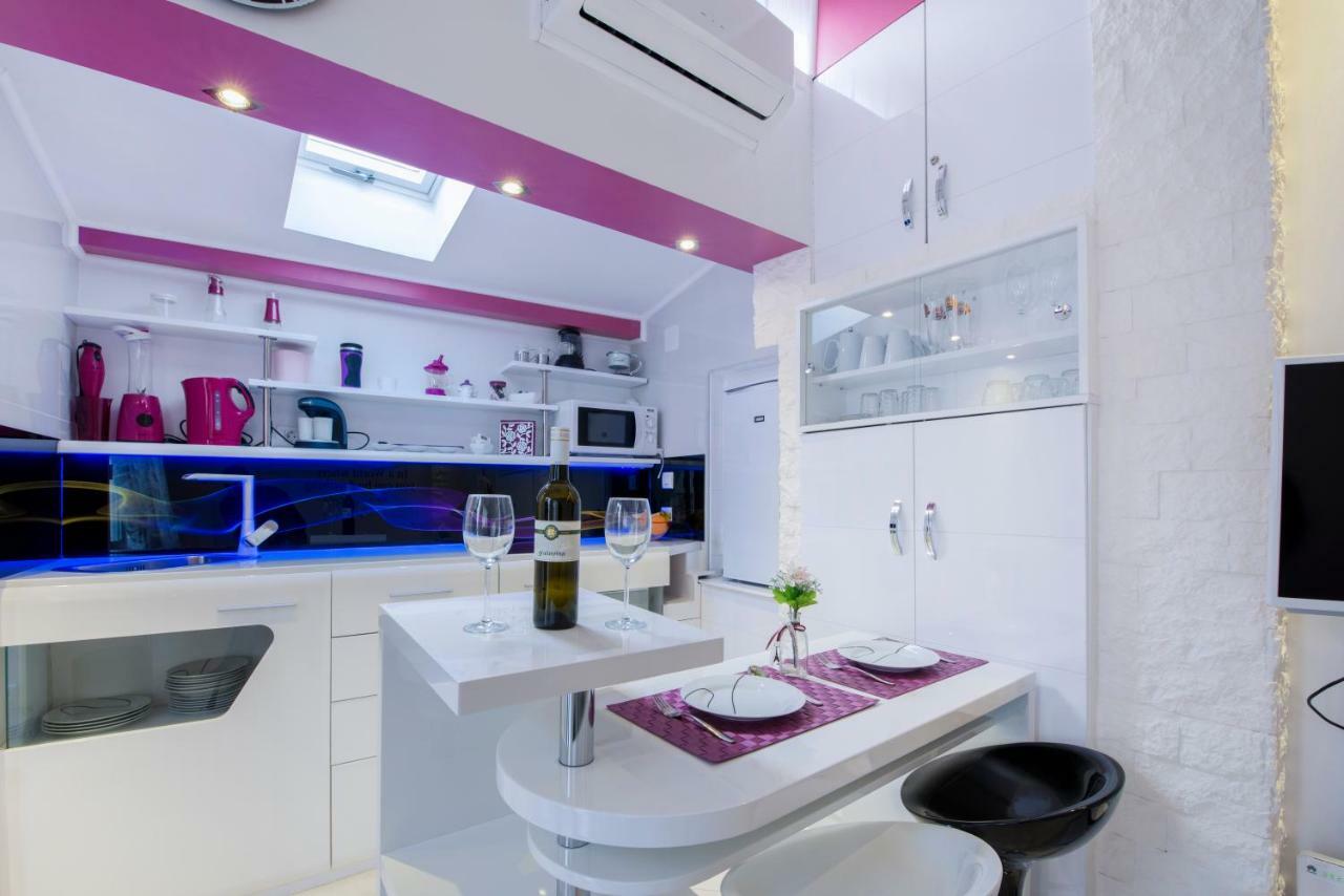Cute Little Apartment In The Old Town Сплит Екстериор снимка
